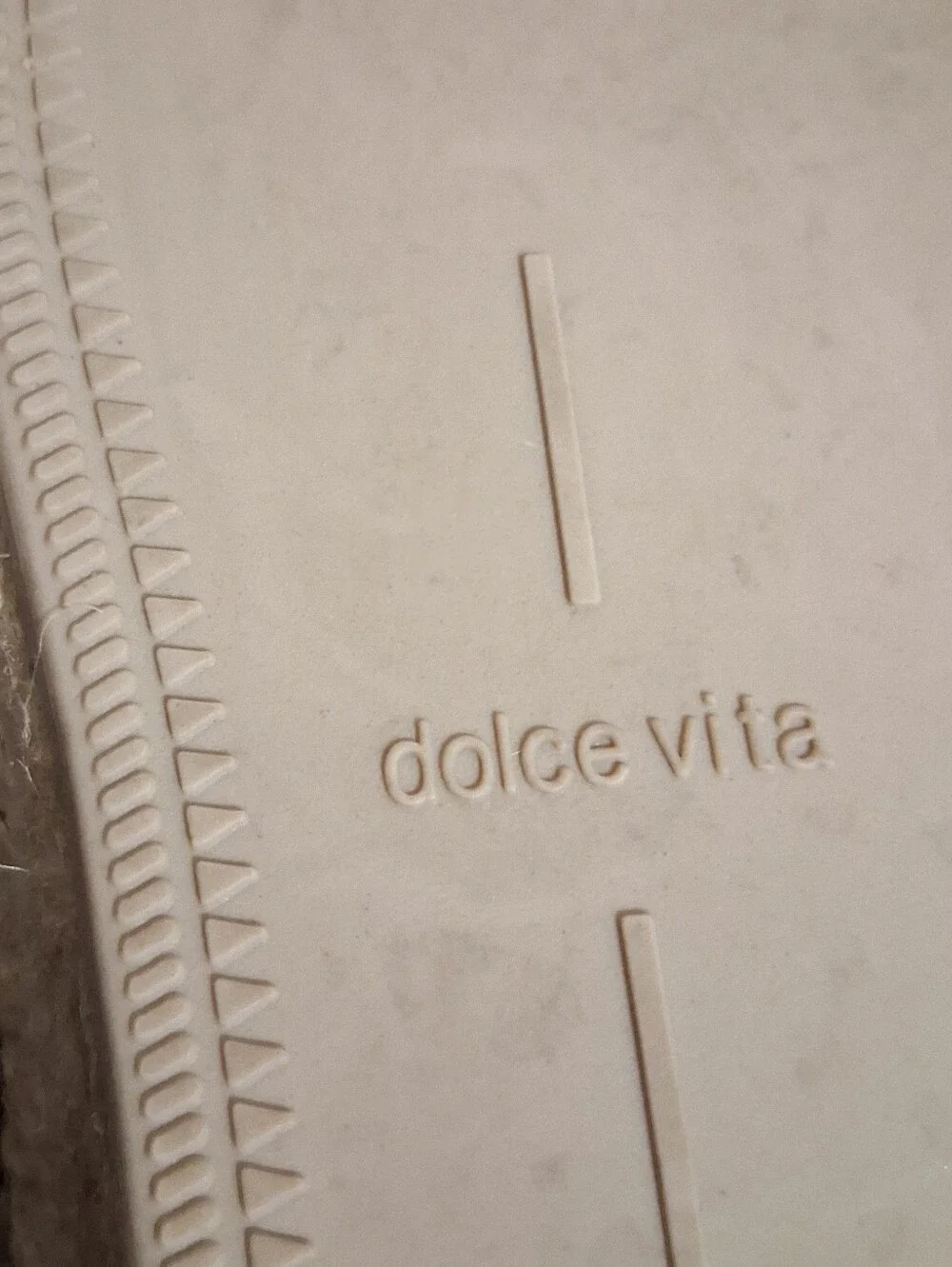Dolce‎ Vita Cream Perforated Crossband Espadrille Sandals Leather 8.5 Platform